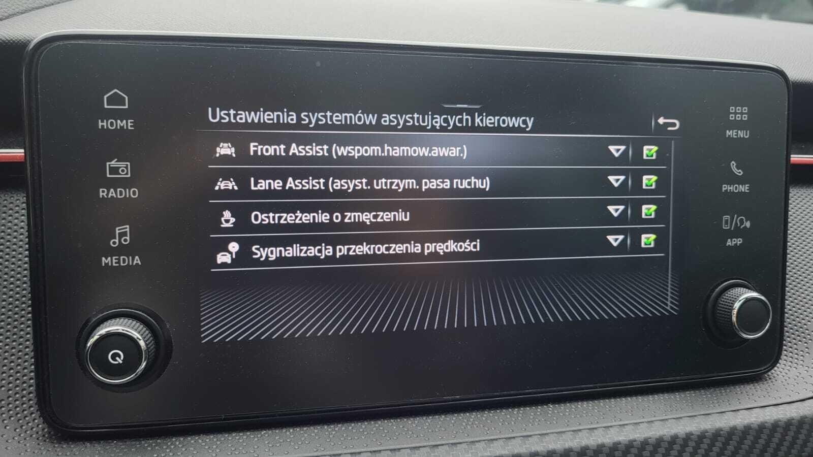 Škoda Scala - zdjęcie 27