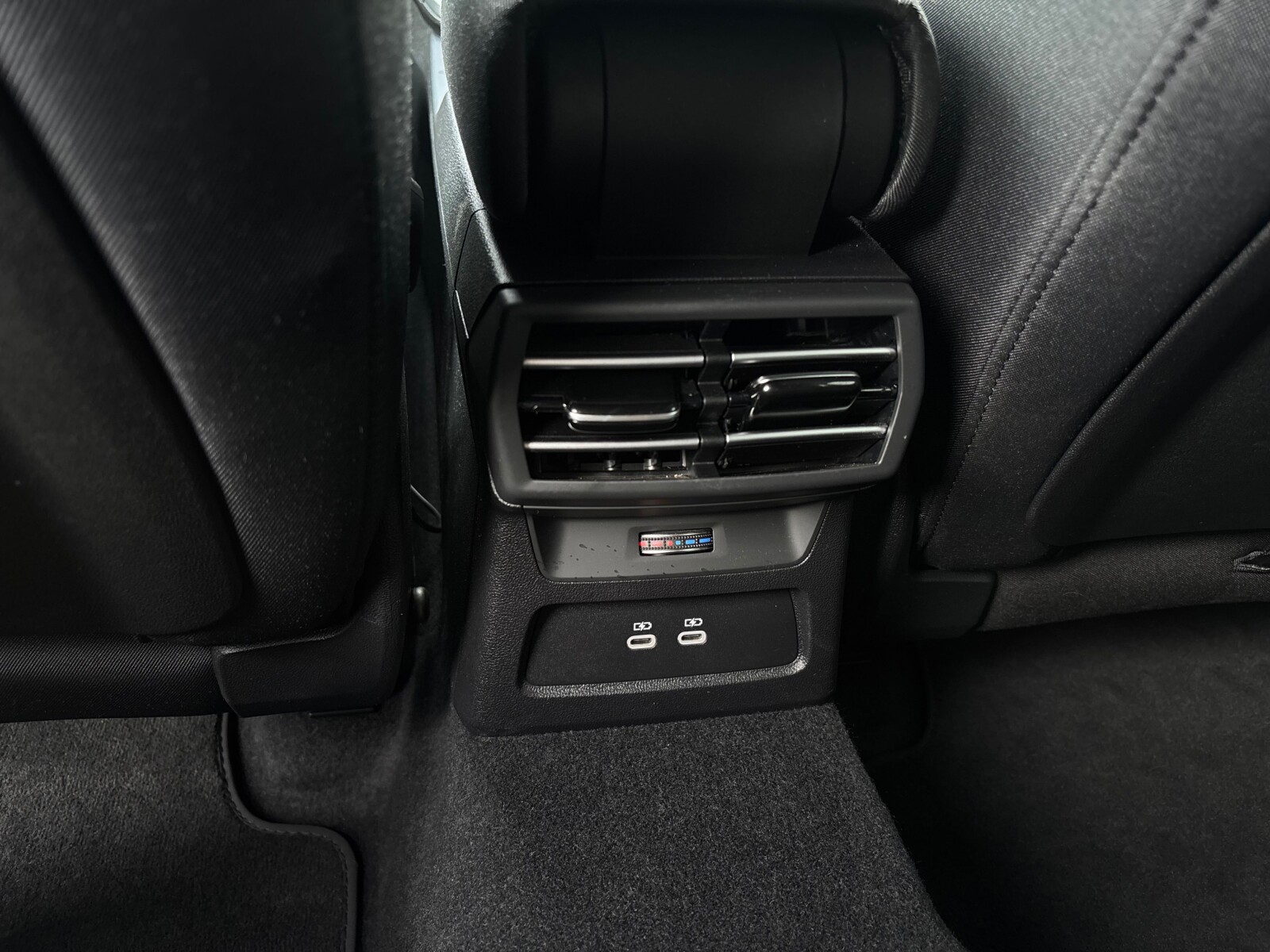 Audi A3 Sportback - zdjęcie 27