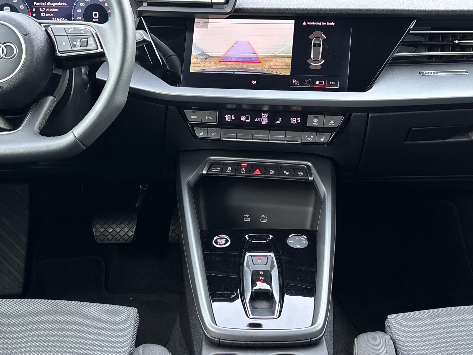 Audi A3 Sportback - zdjęcie 16