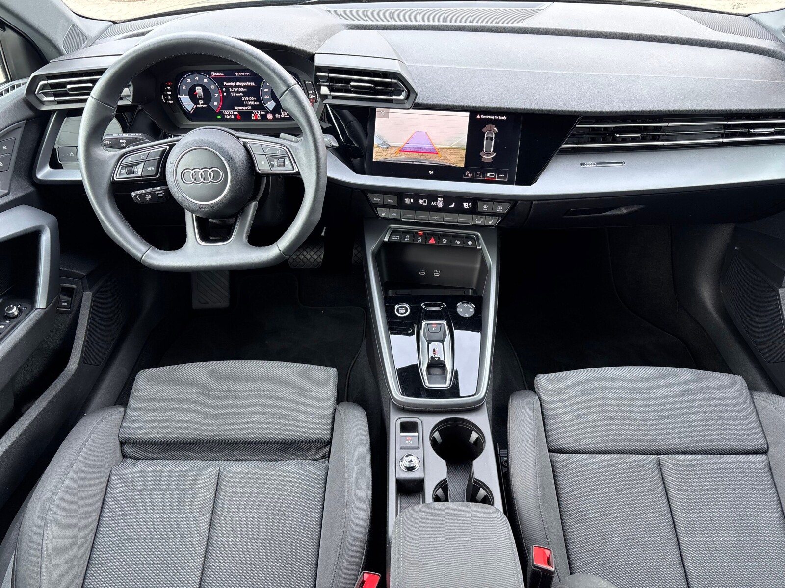 Audi A3 Sportback - zdjęcie 9