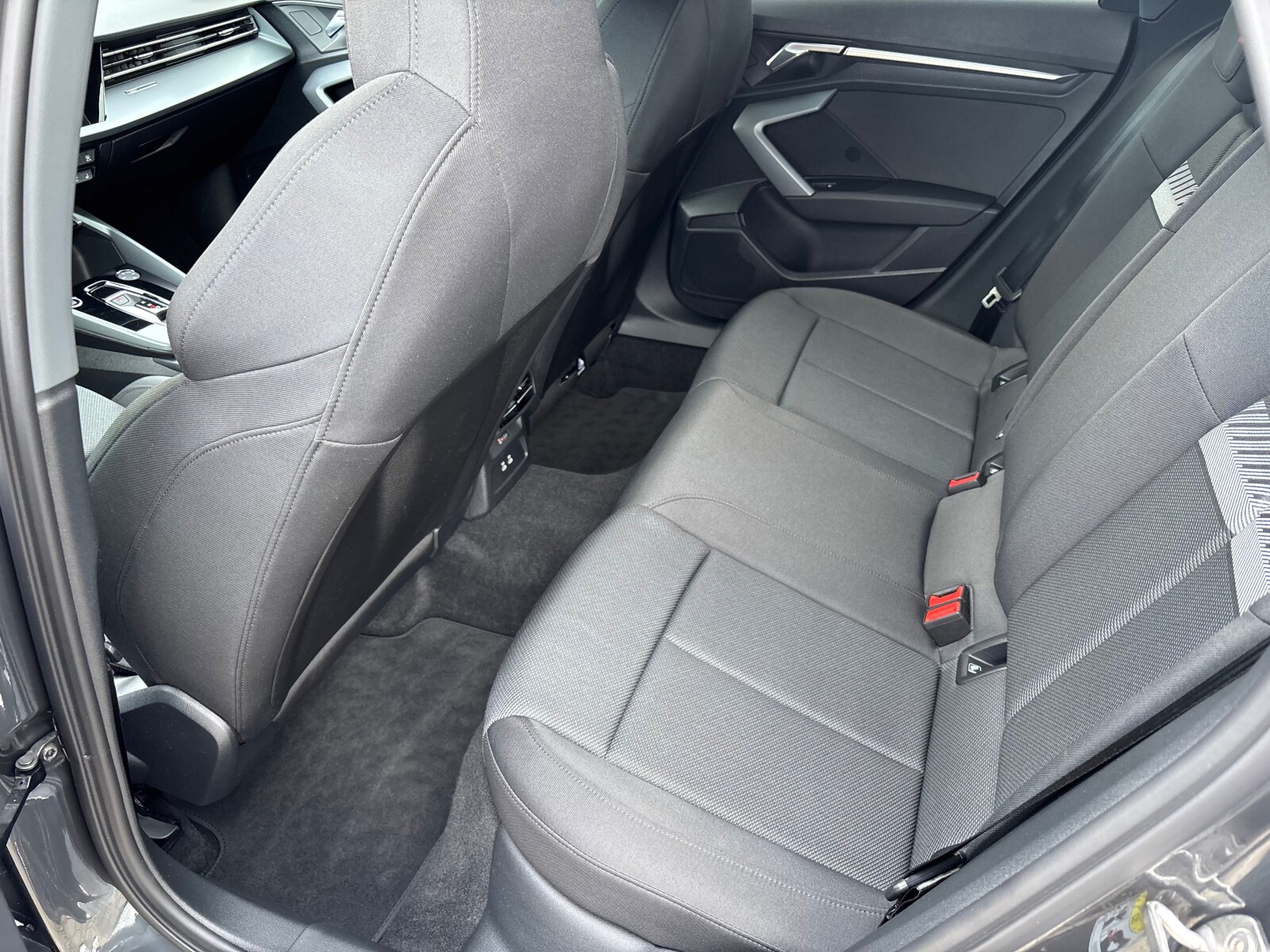 Audi A3 Sportback - zdjęcie 26
