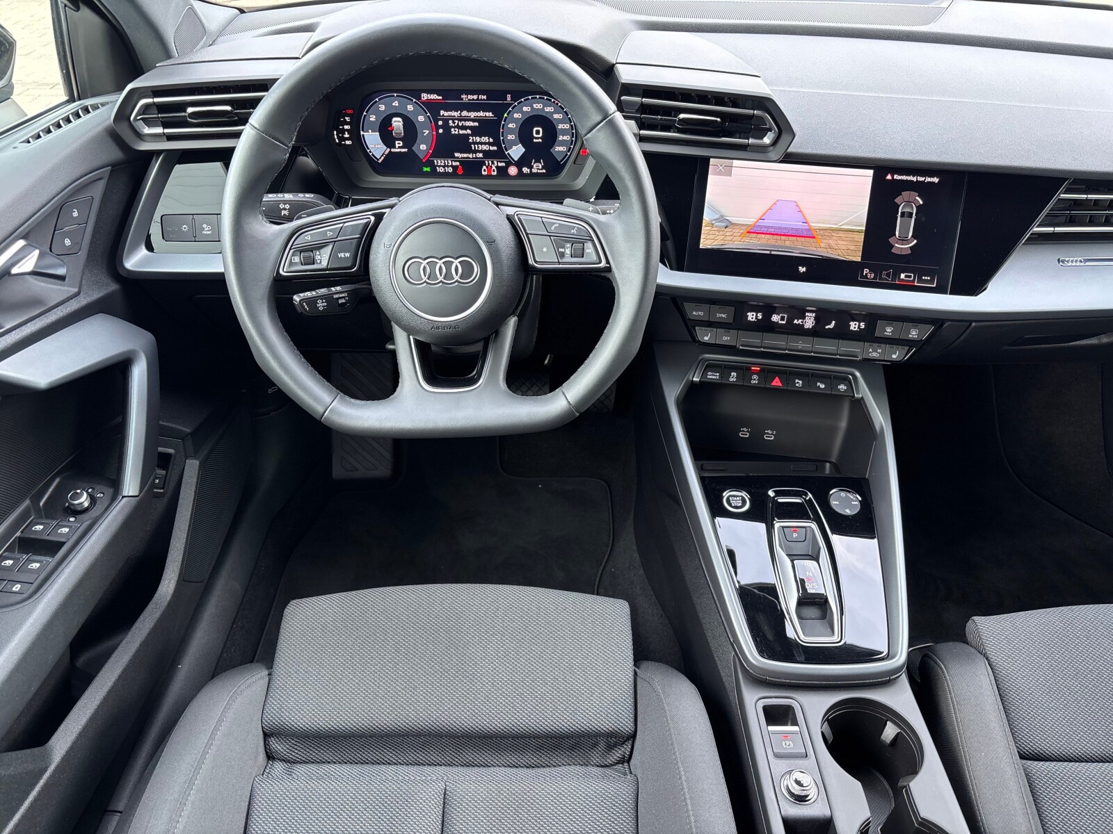 Audi A3 Sportback - zdjęcie 10