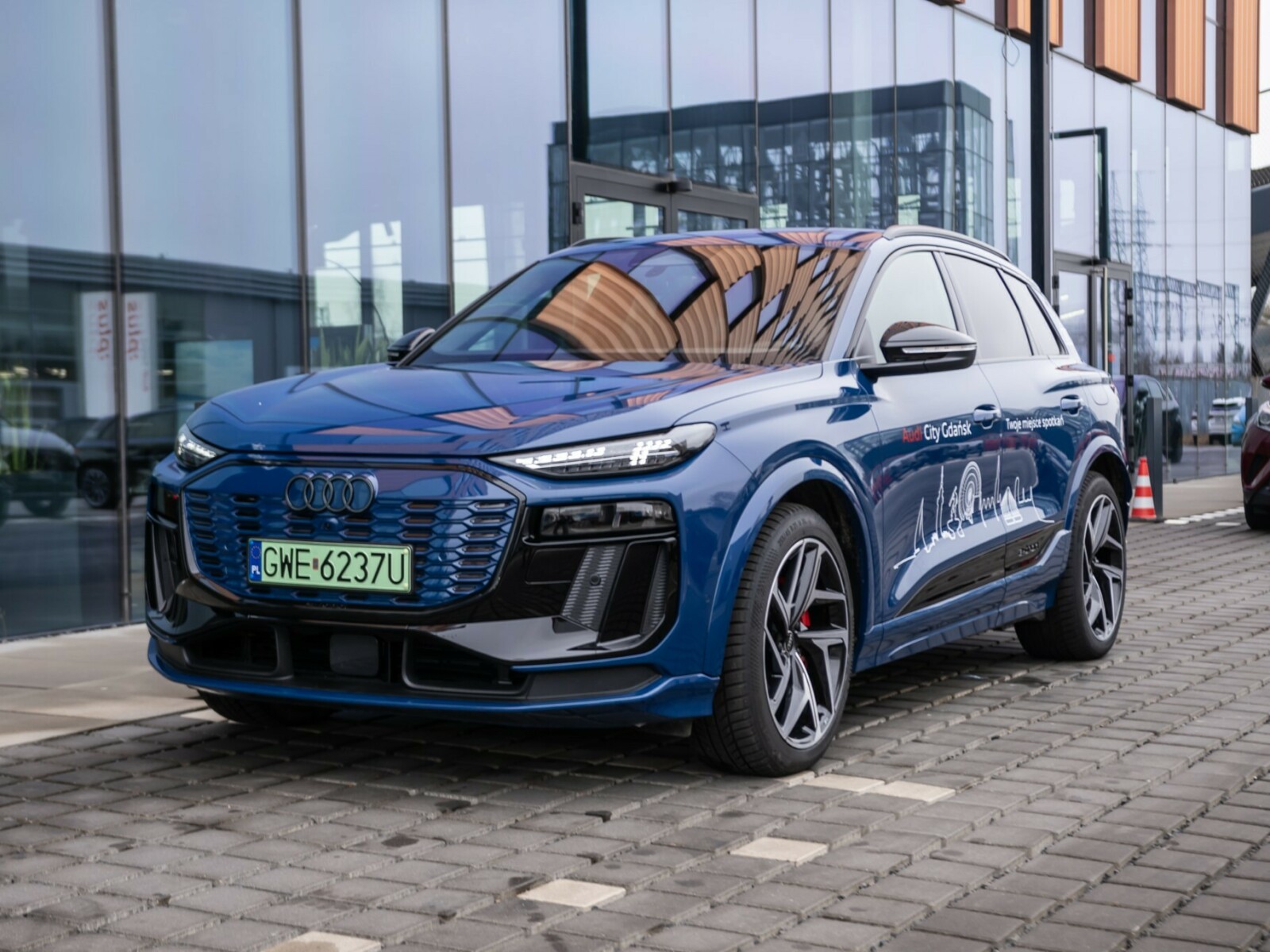 Audi Q6 e-tron