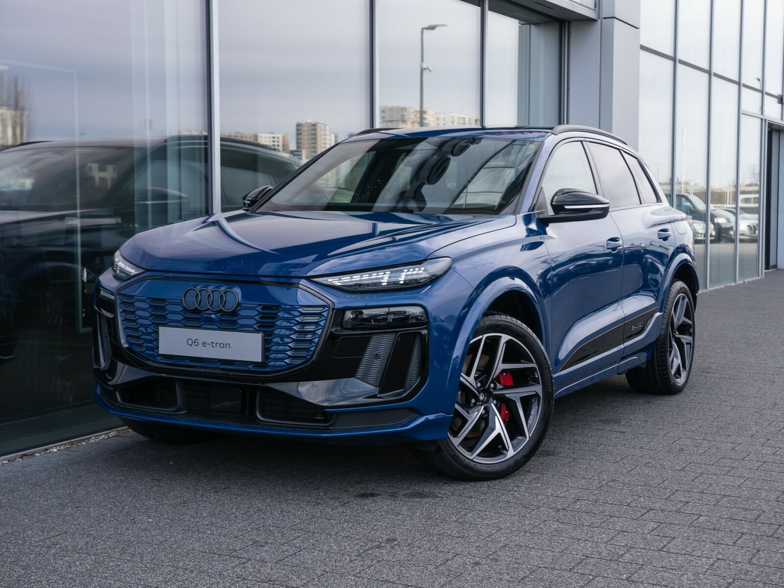 Audi SQ6 e-tron