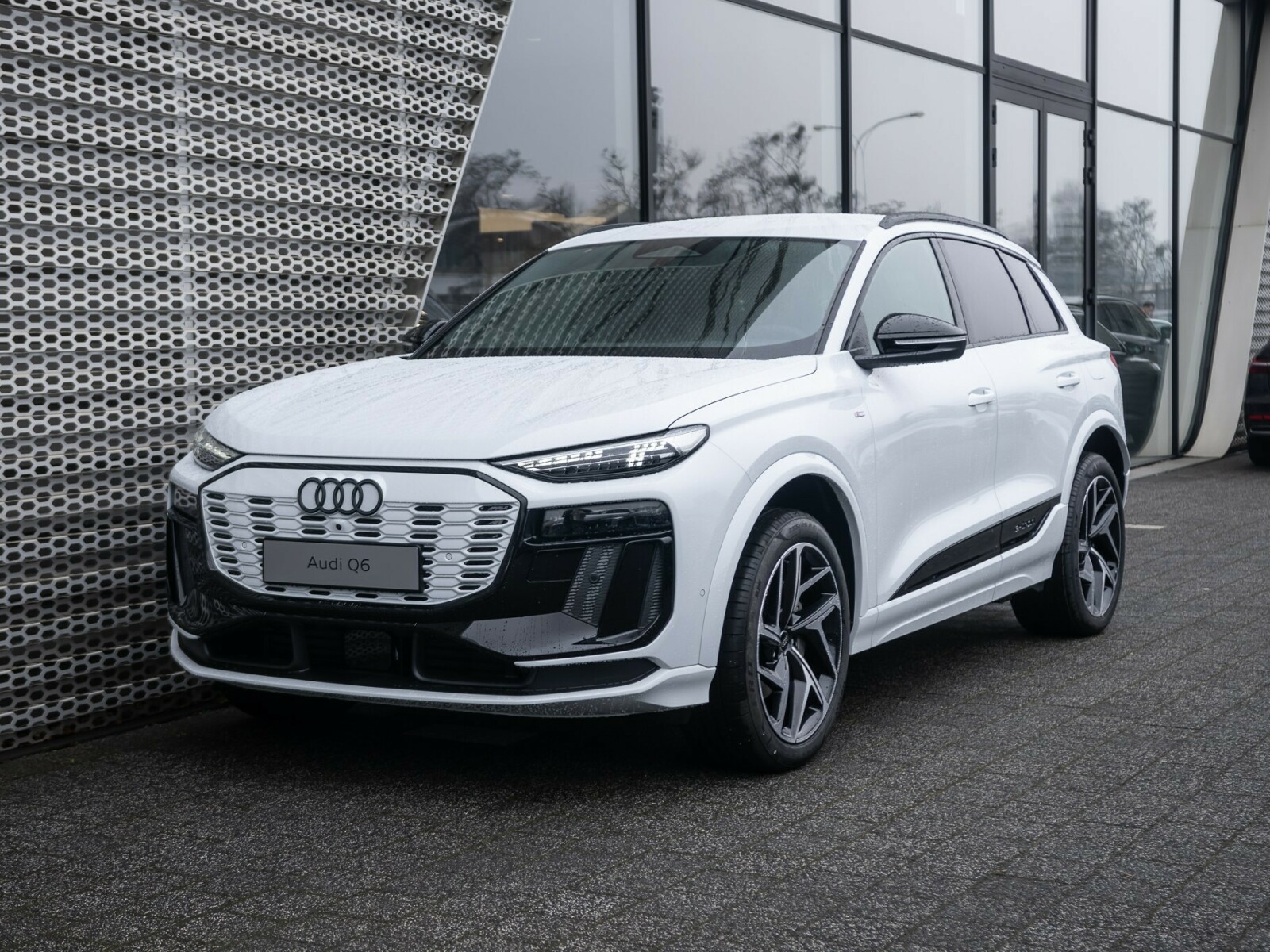 Audi Q6 e-tron