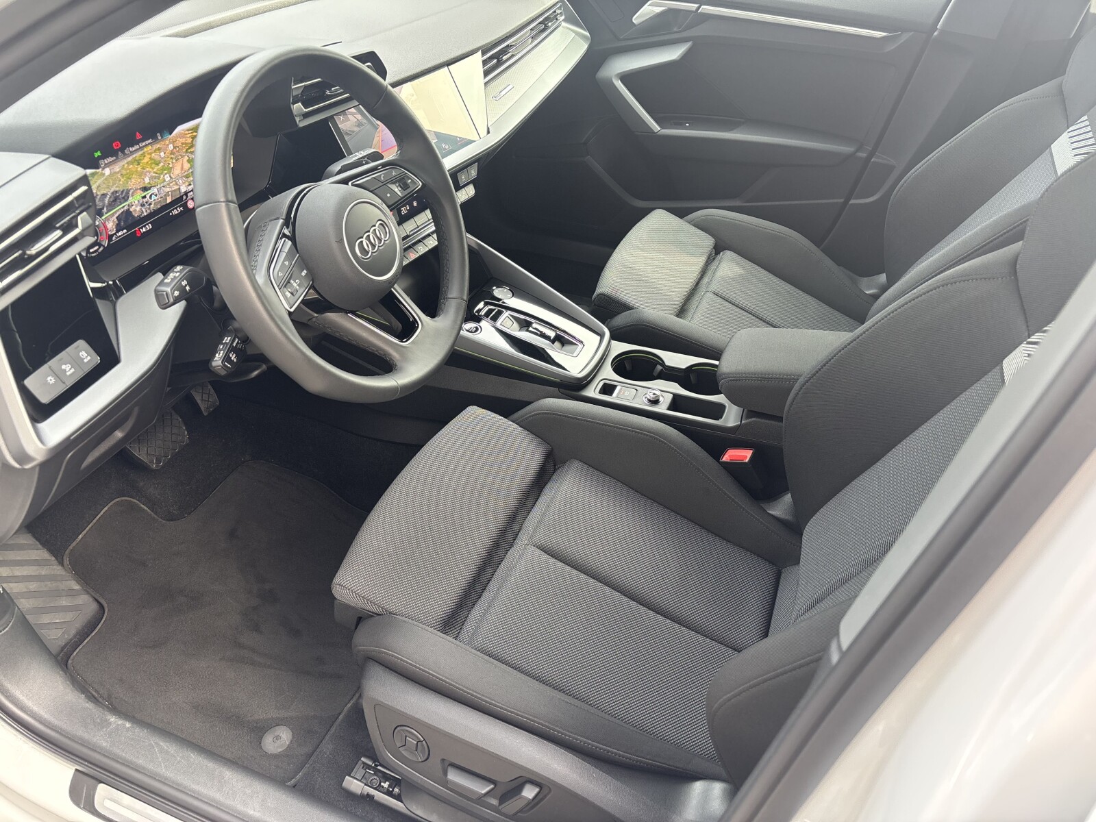 Audi A3 Sportback - zdjęcie 28