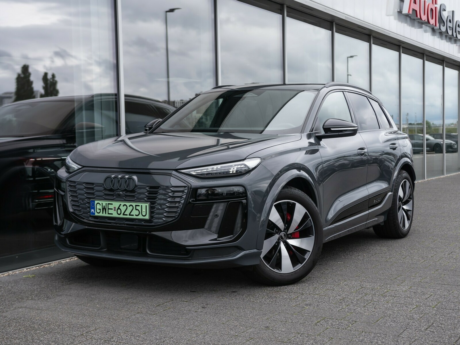 Audi Q6 e-tron