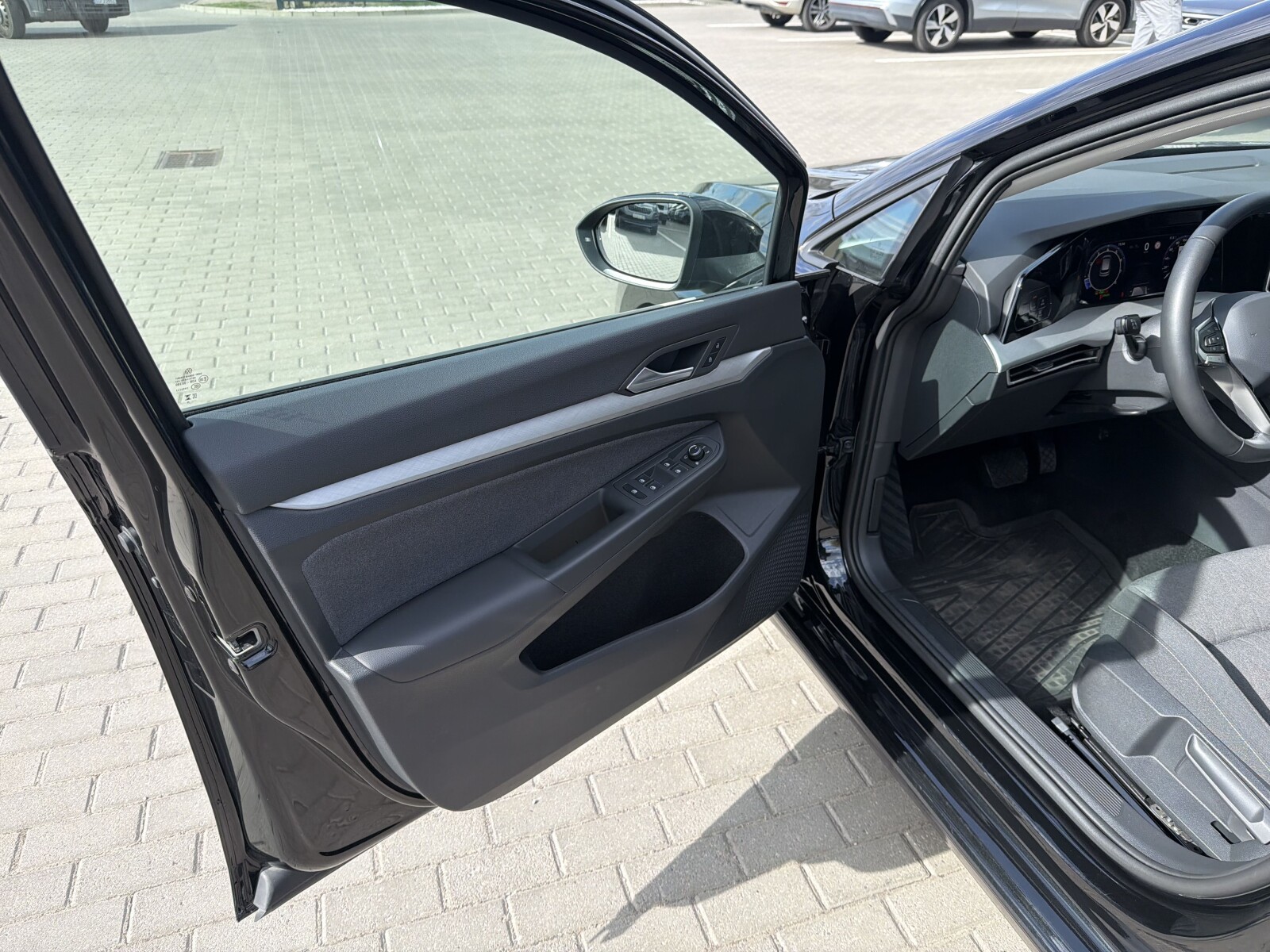 Volkswagen Golf - zdjęcie 10