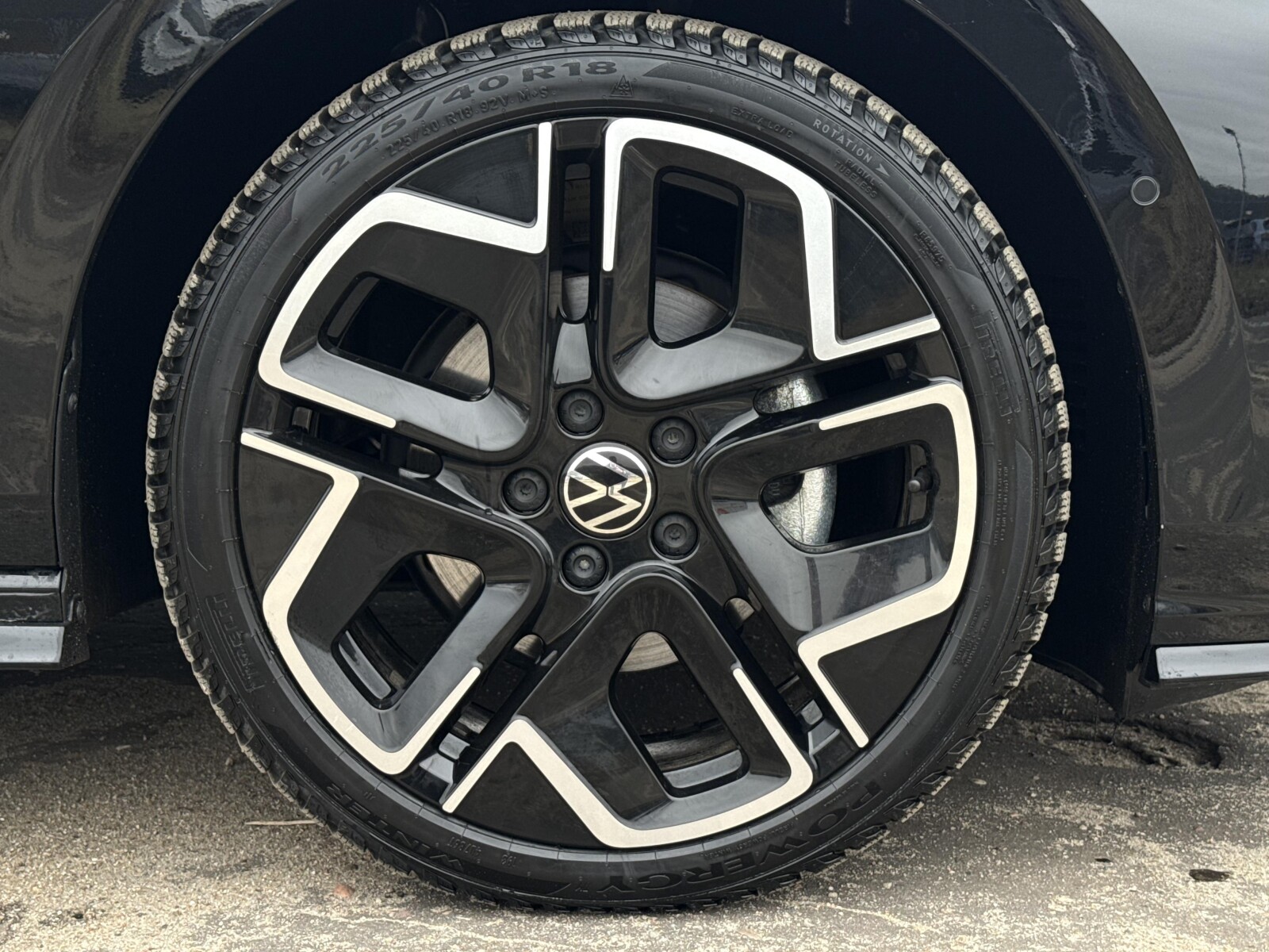 Volkswagen Golf - zdjęcie 31