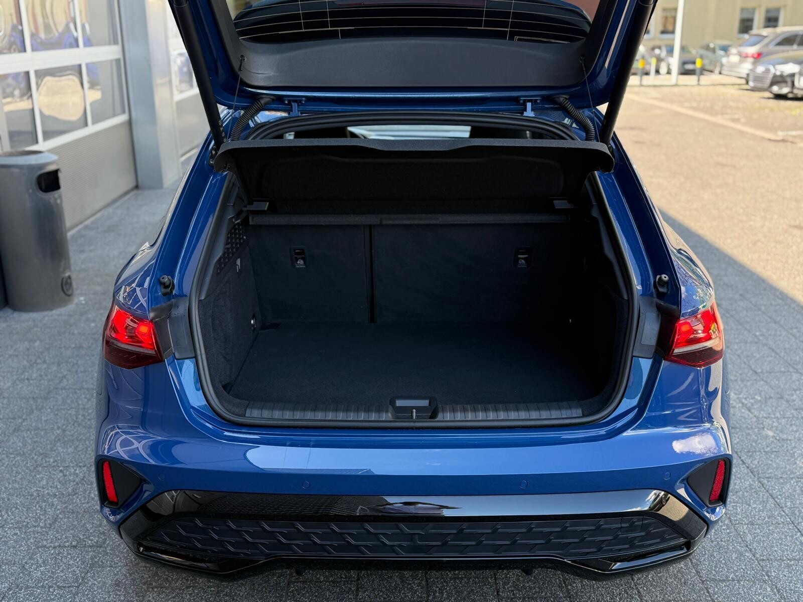 Audi A3 Sportback - zdjęcie 12