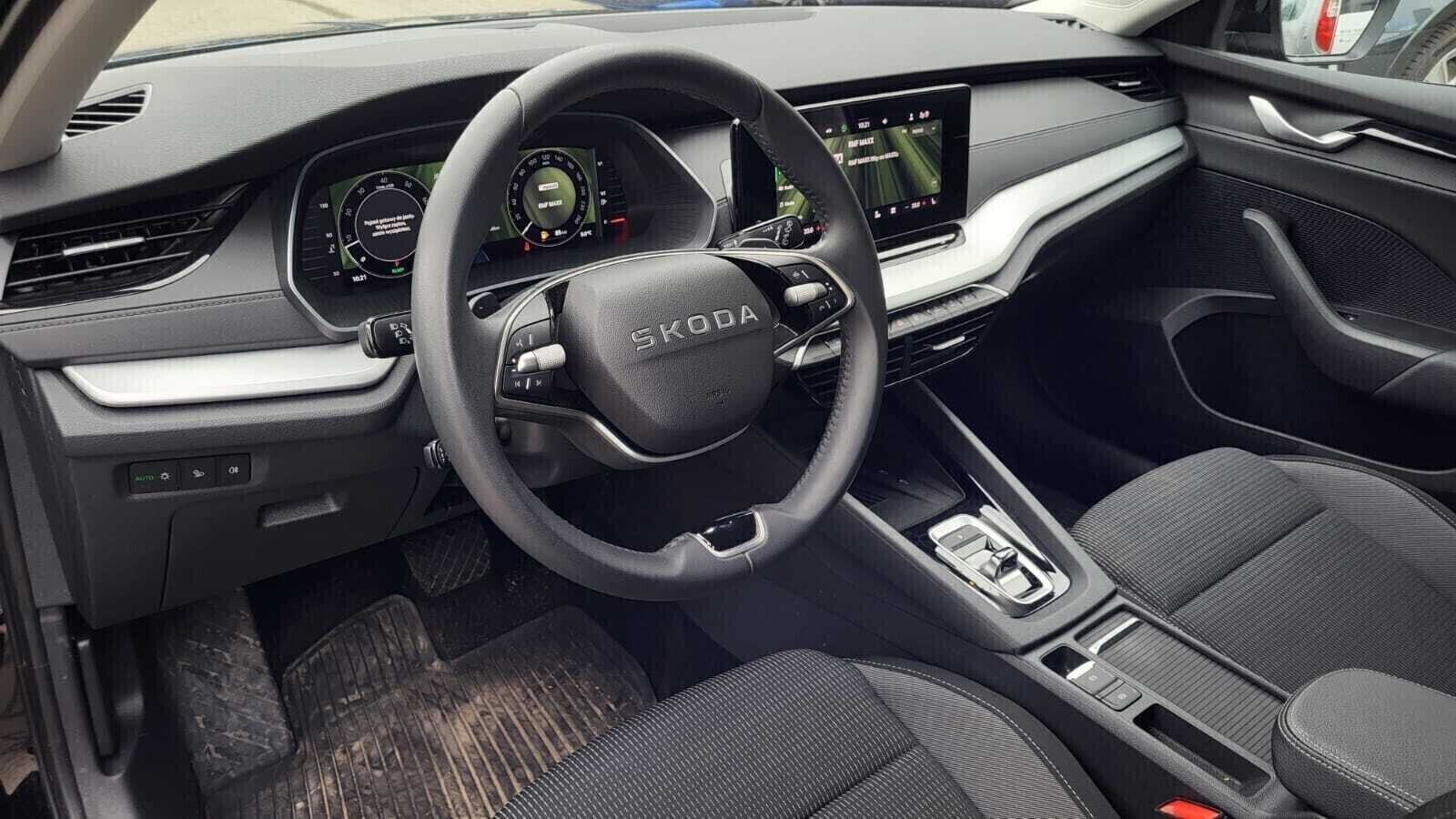Škoda Octavia - zdjęcie 10