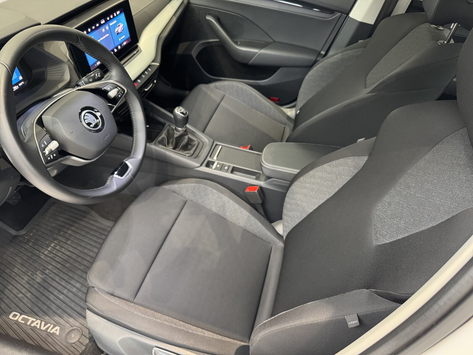 Škoda Octavia - zdjęcie 11