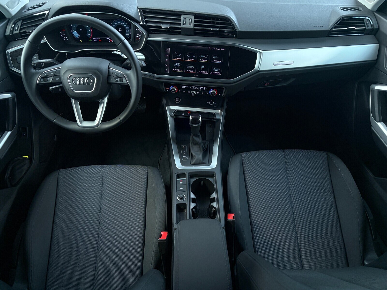 Audi Q3 - zdjęcie 16