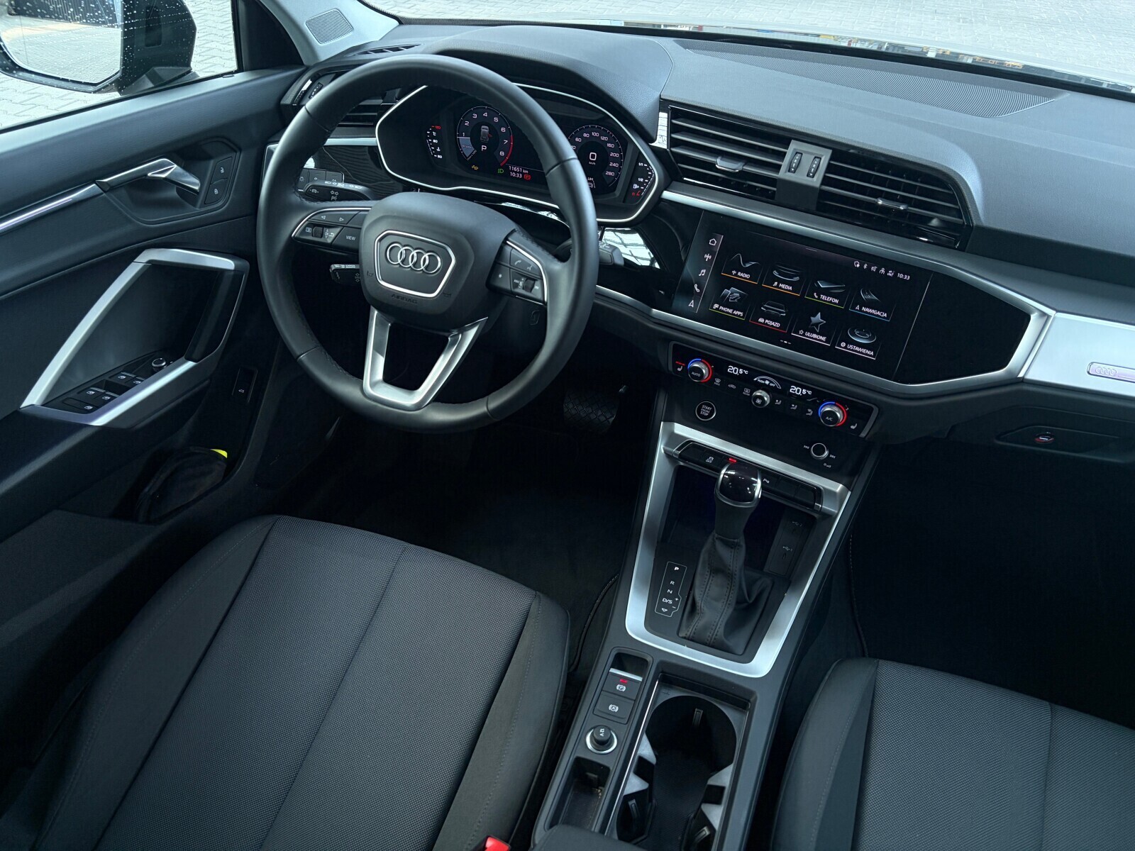 Audi Q3 - zdjęcie 17