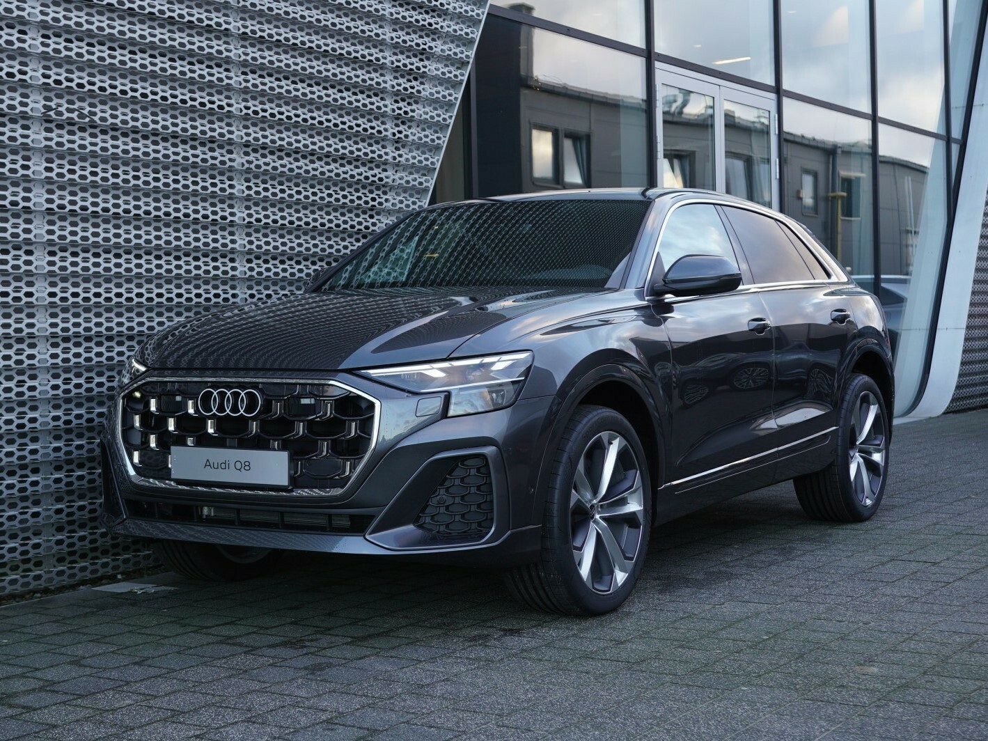 Audi Q8