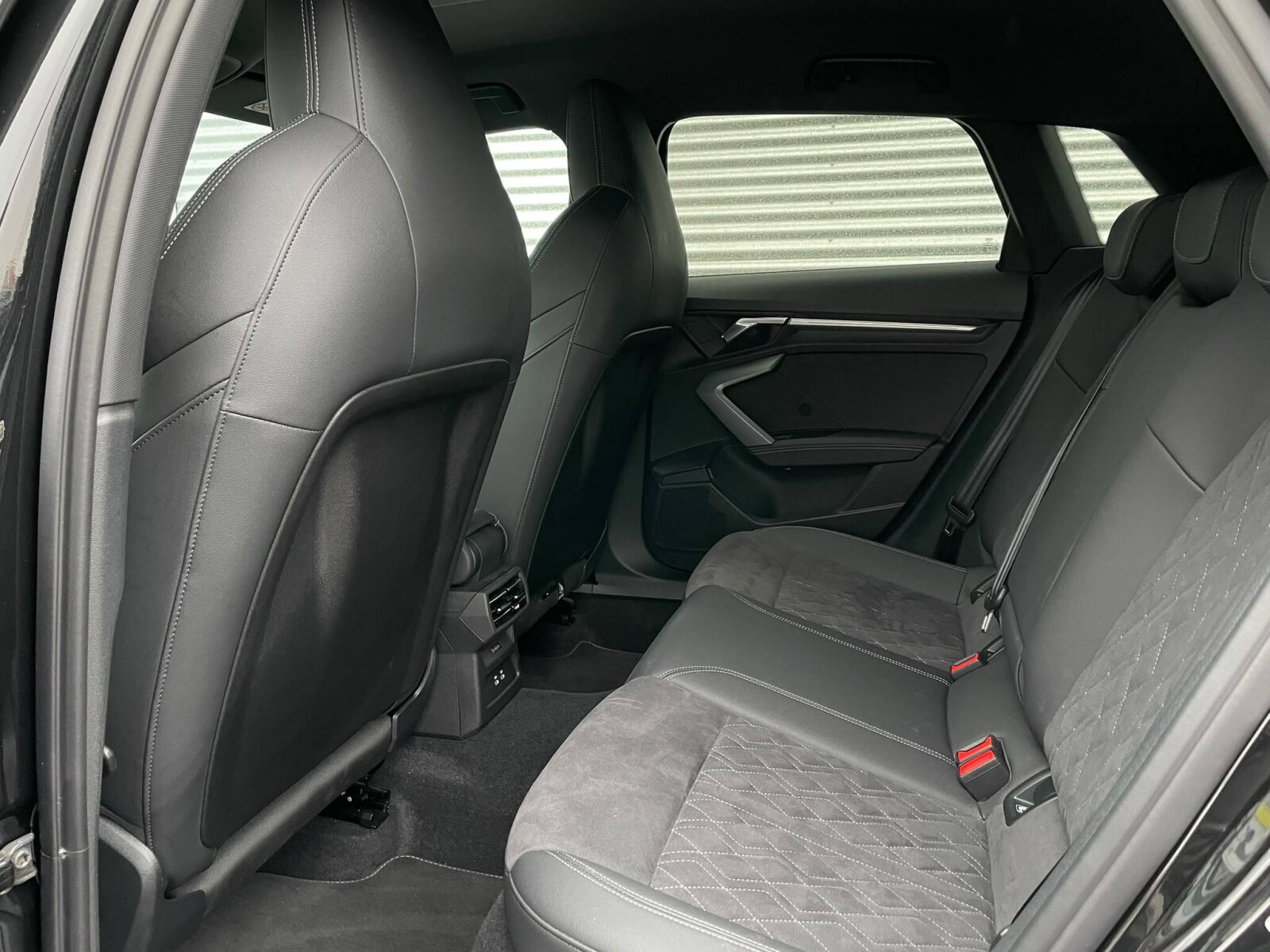 Audi A3 allstreet - zdjęcie 11
