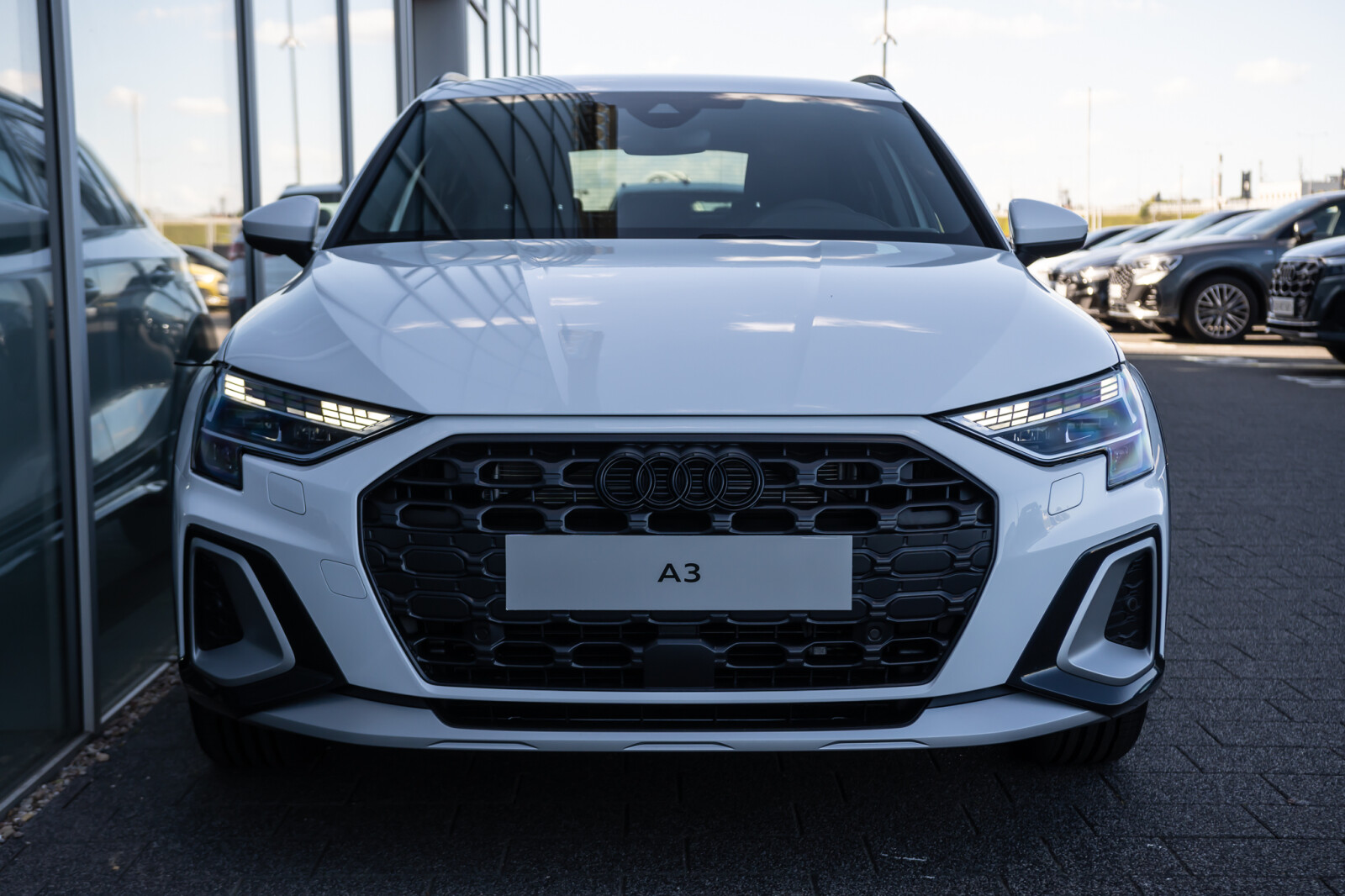 Audi A3 allstreet - zdjęcie 2