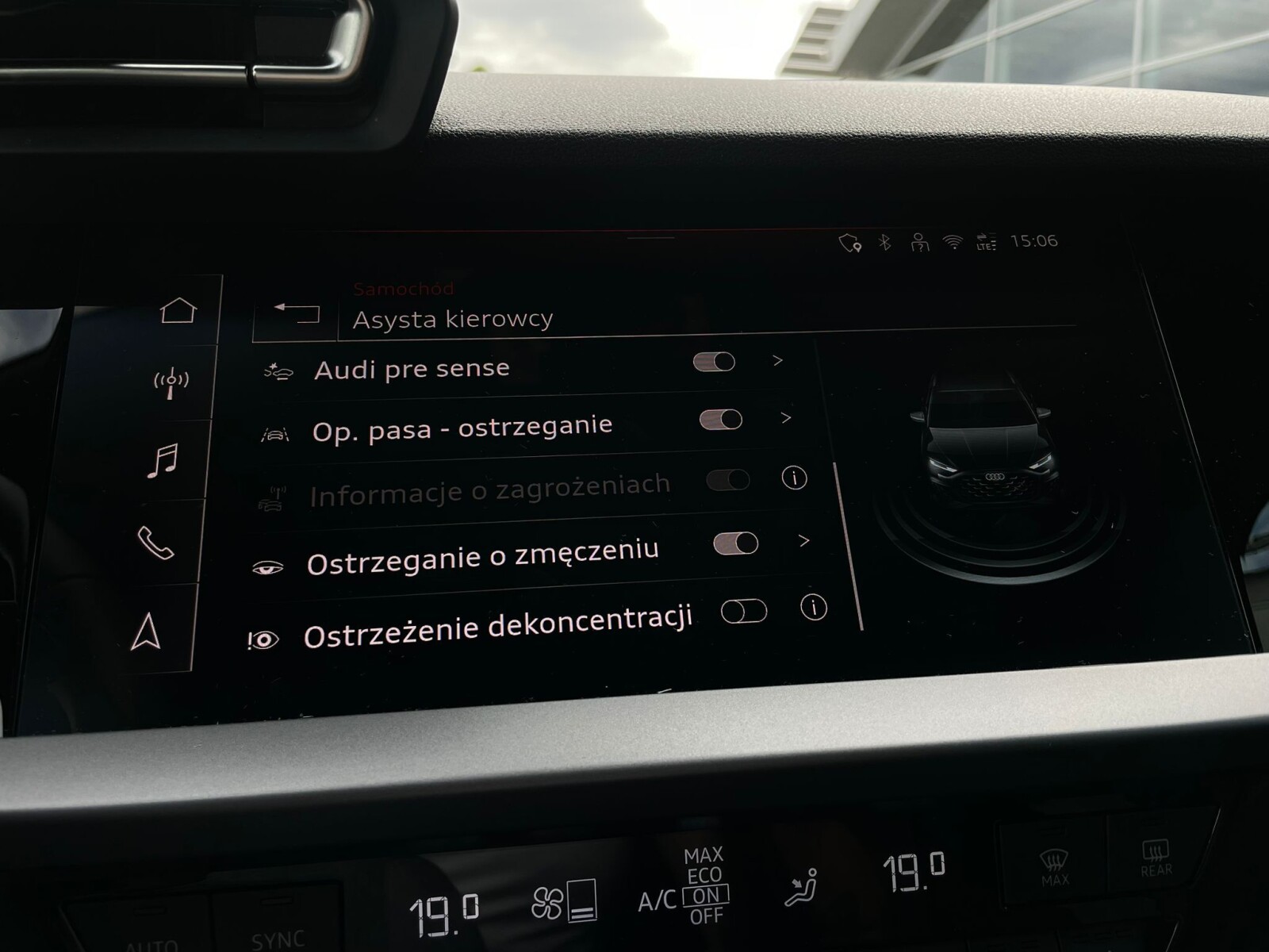Audi A3 allstreet - zdjęcie 32