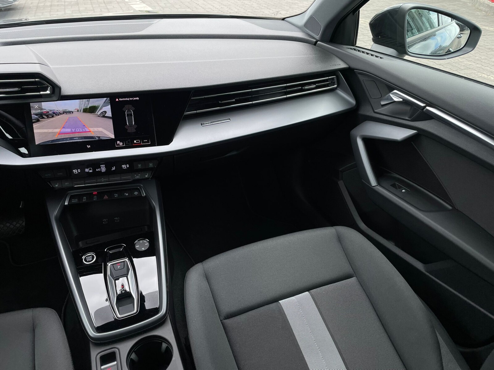 Audi A3 allstreet - zdjęcie 15