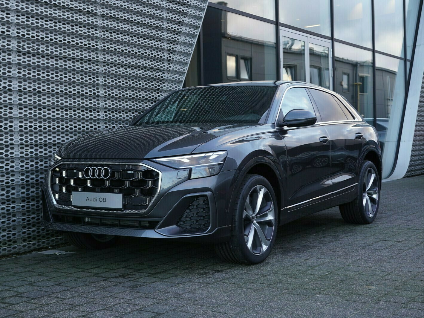 Audi Q8