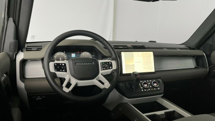 Defender MY25 3.0D I6 300 PS AWD Auto X-Dynamic SE 110