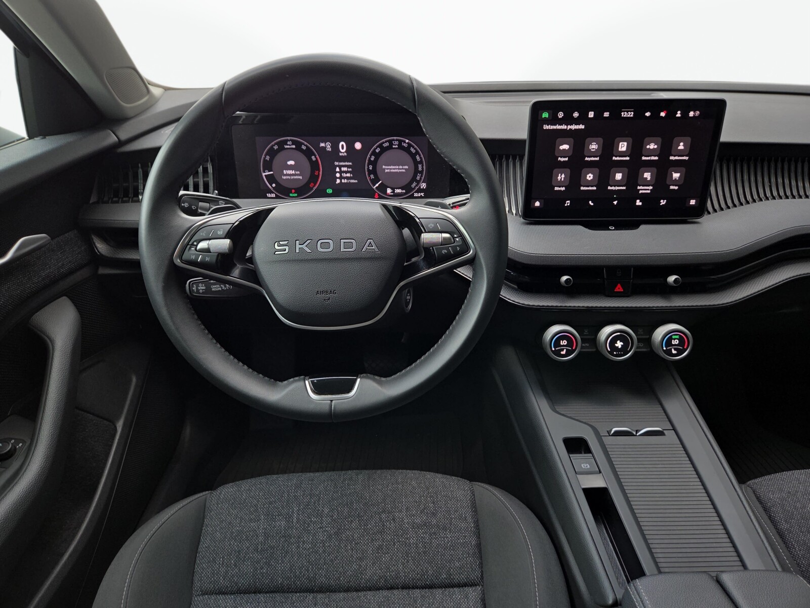 Škoda Superb Combi - zdjęcie 18
