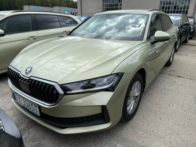 Škoda Superb Combi - zdjęcie 1