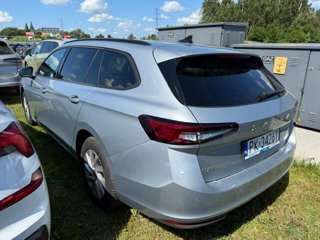 Škoda Superb Combi - zdjęcie 2