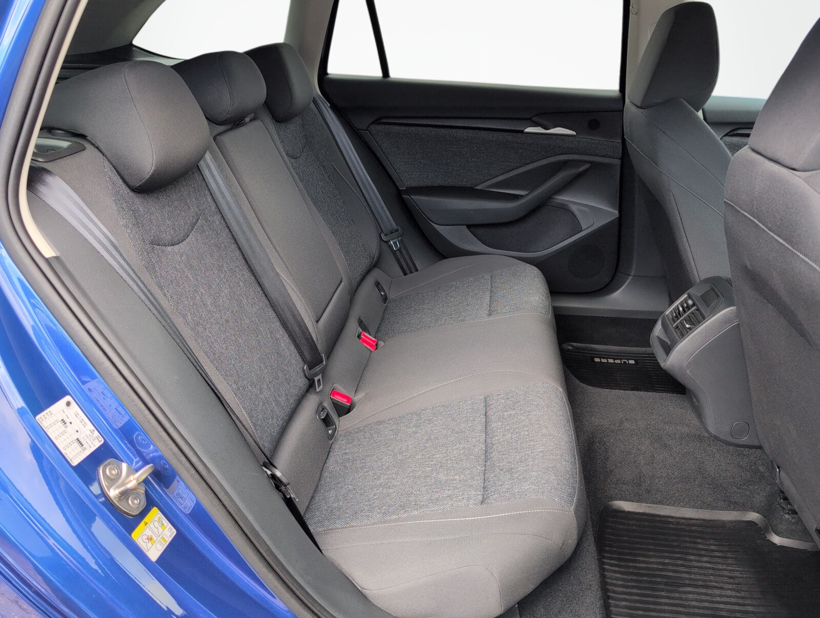 Škoda Superb Combi - zdjęcie 11
