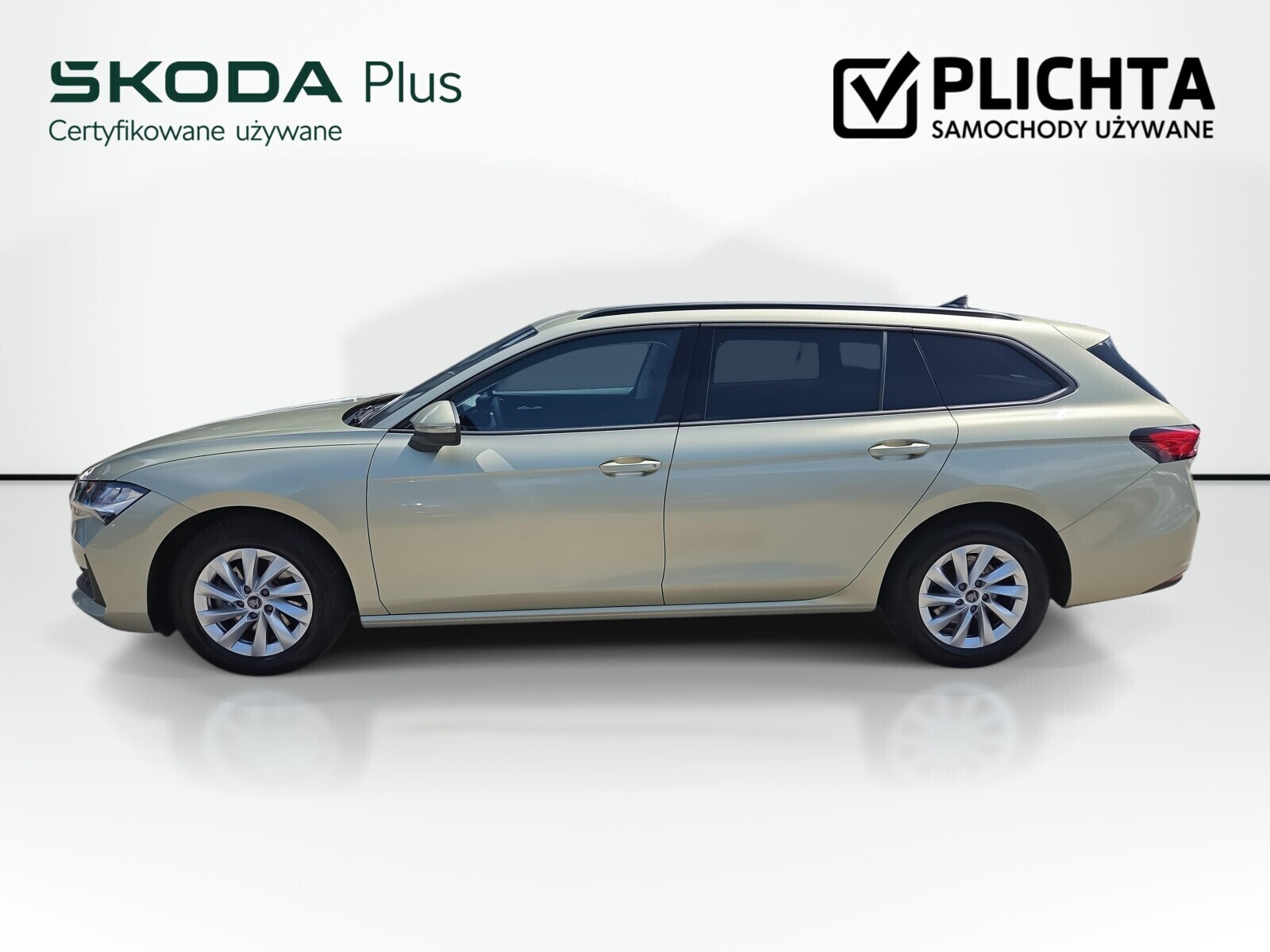 Škoda Superb Combi - zdjęcie 8