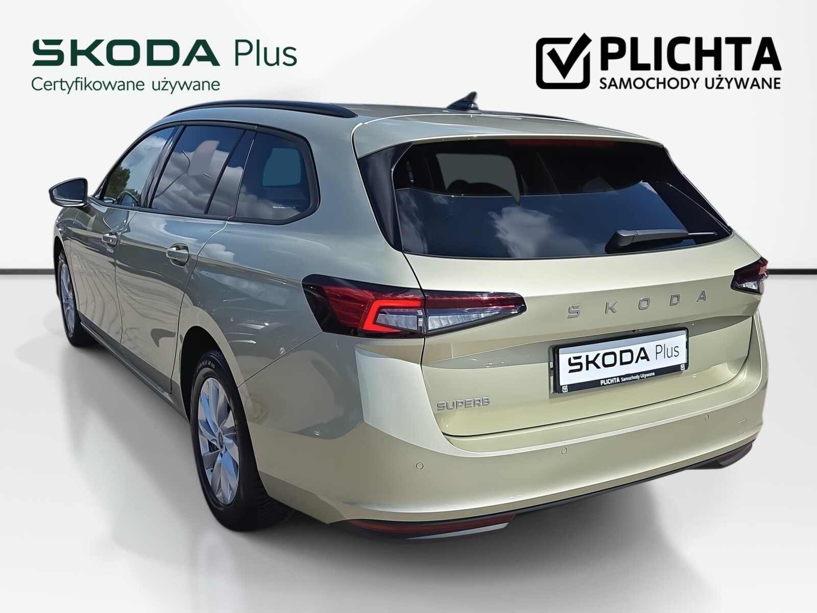 Škoda Superb Combi - zdjęcie 8