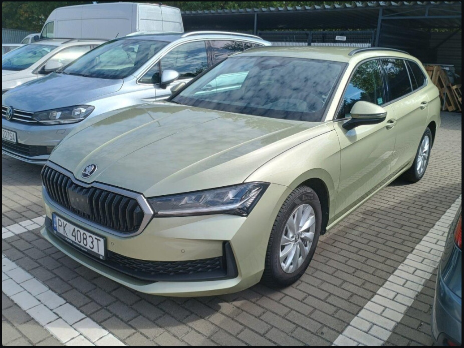 Škoda Superb Combi - zdjęcie 1