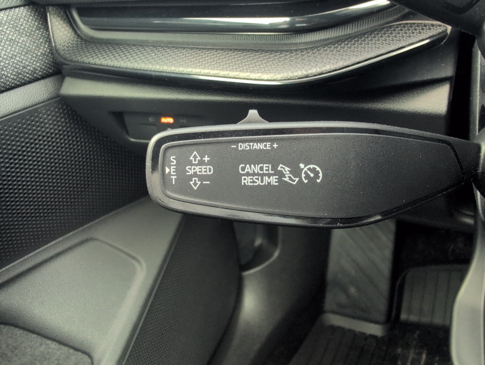 Škoda Superb Combi - zdjęcie 23