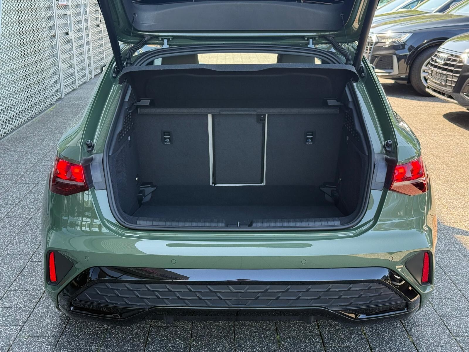 Audi A3 Sportback - zdjęcie 12