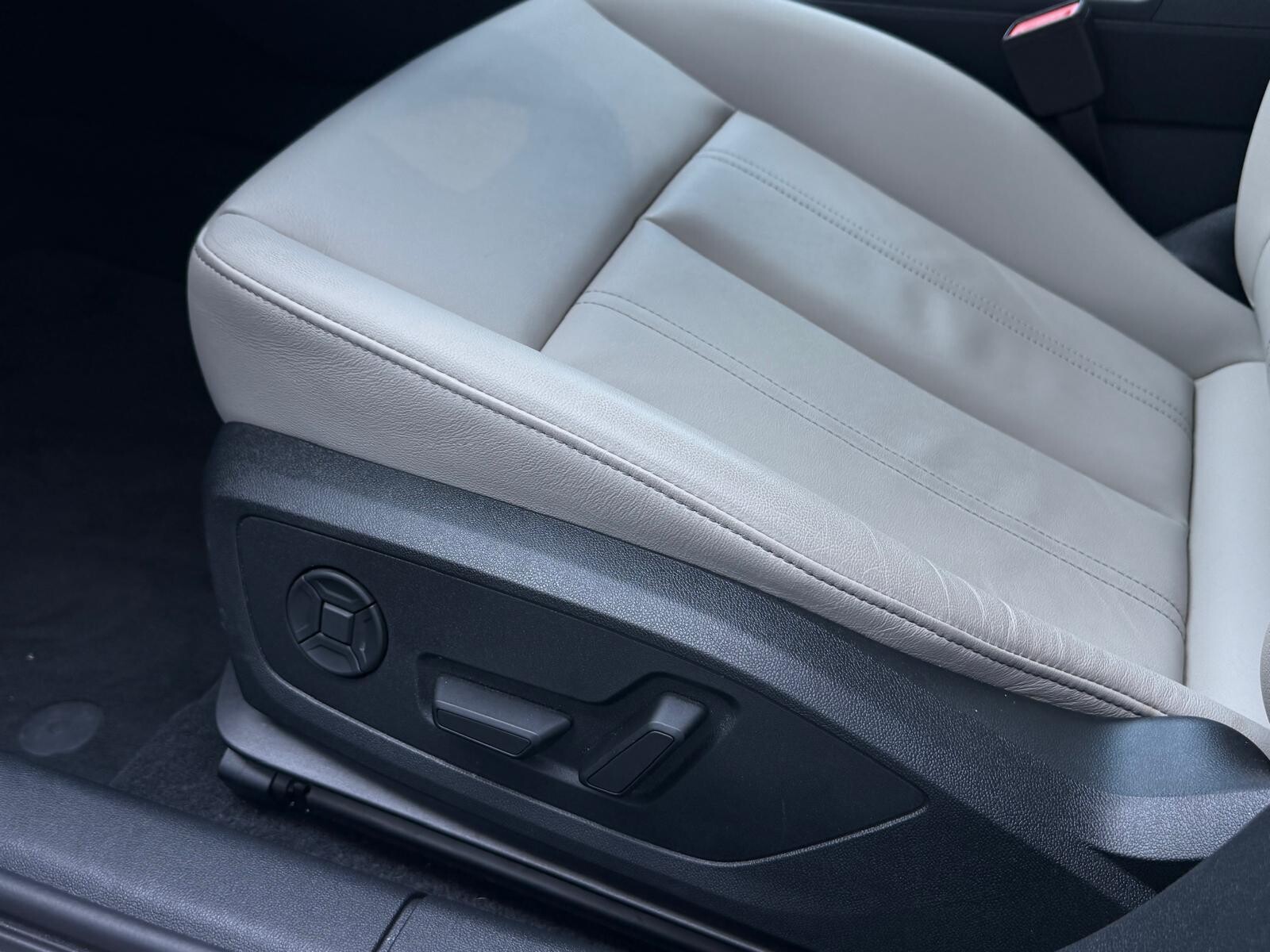 Audi A3 Sportback - zdjęcie 16