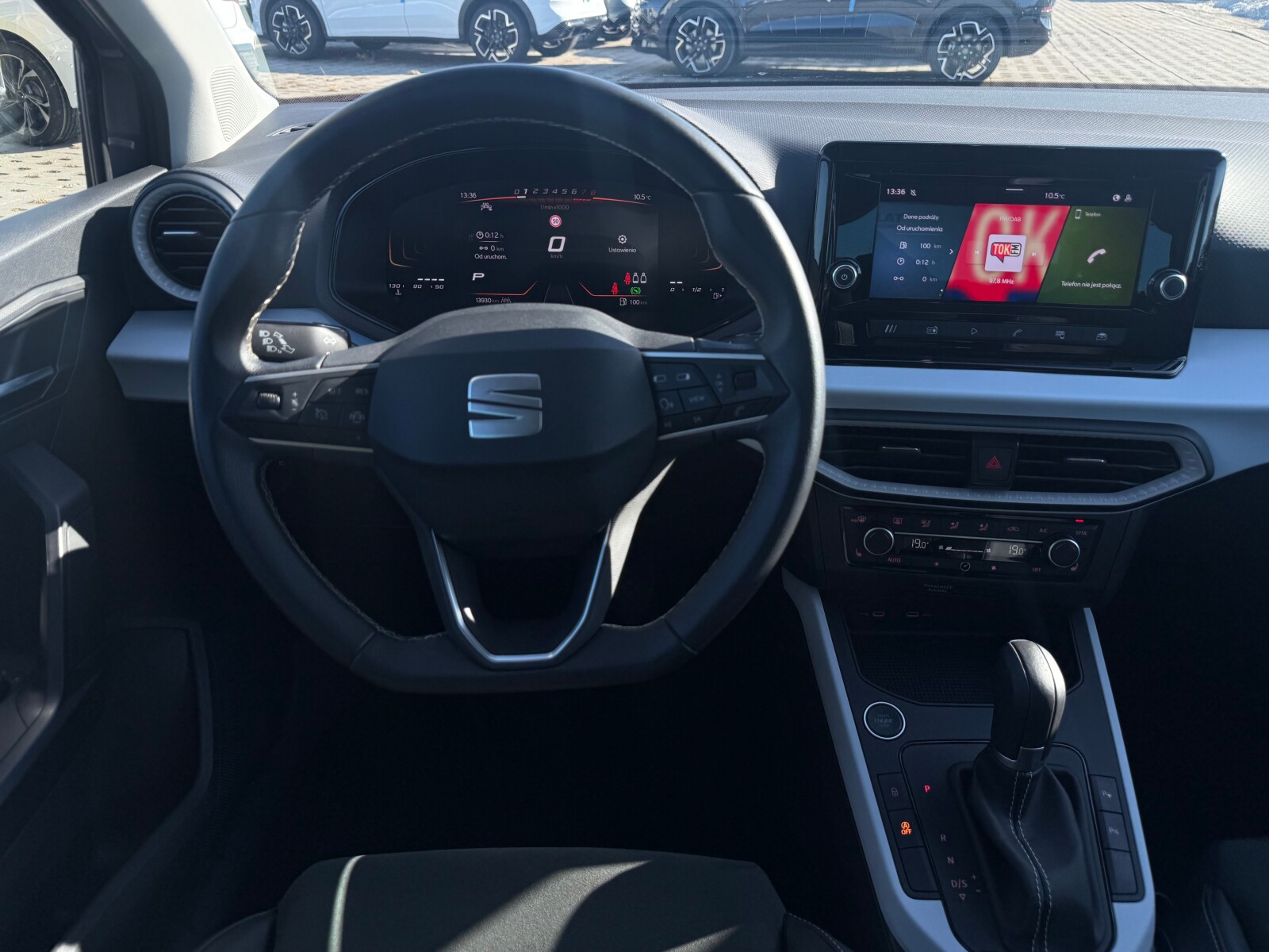 Seat Arona - zdjęcie 10