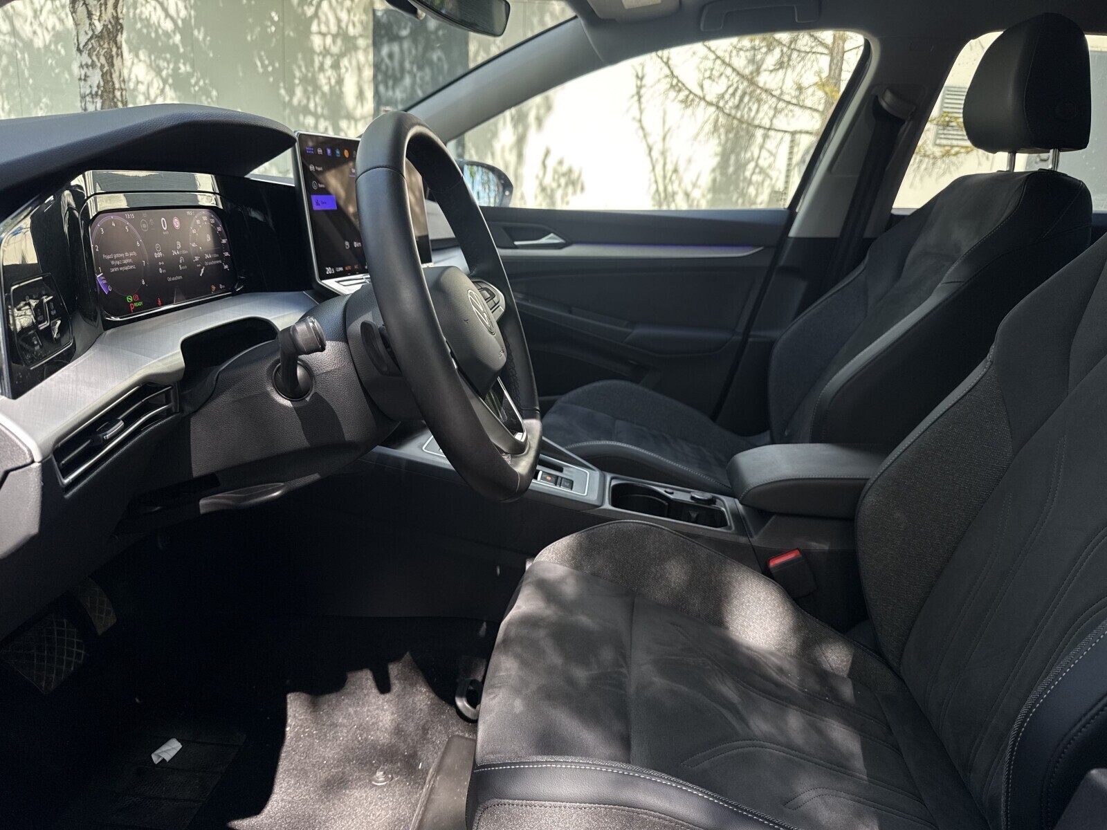 Volkswagen Golf - zdjęcie 12