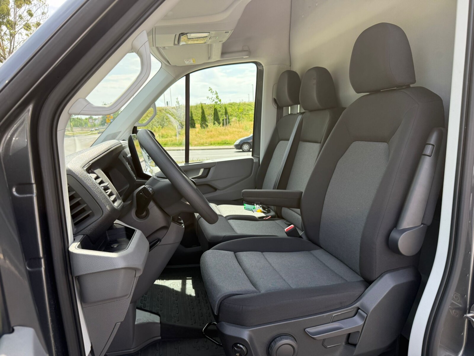 Volkswagen Crafter - zdjęcie 13