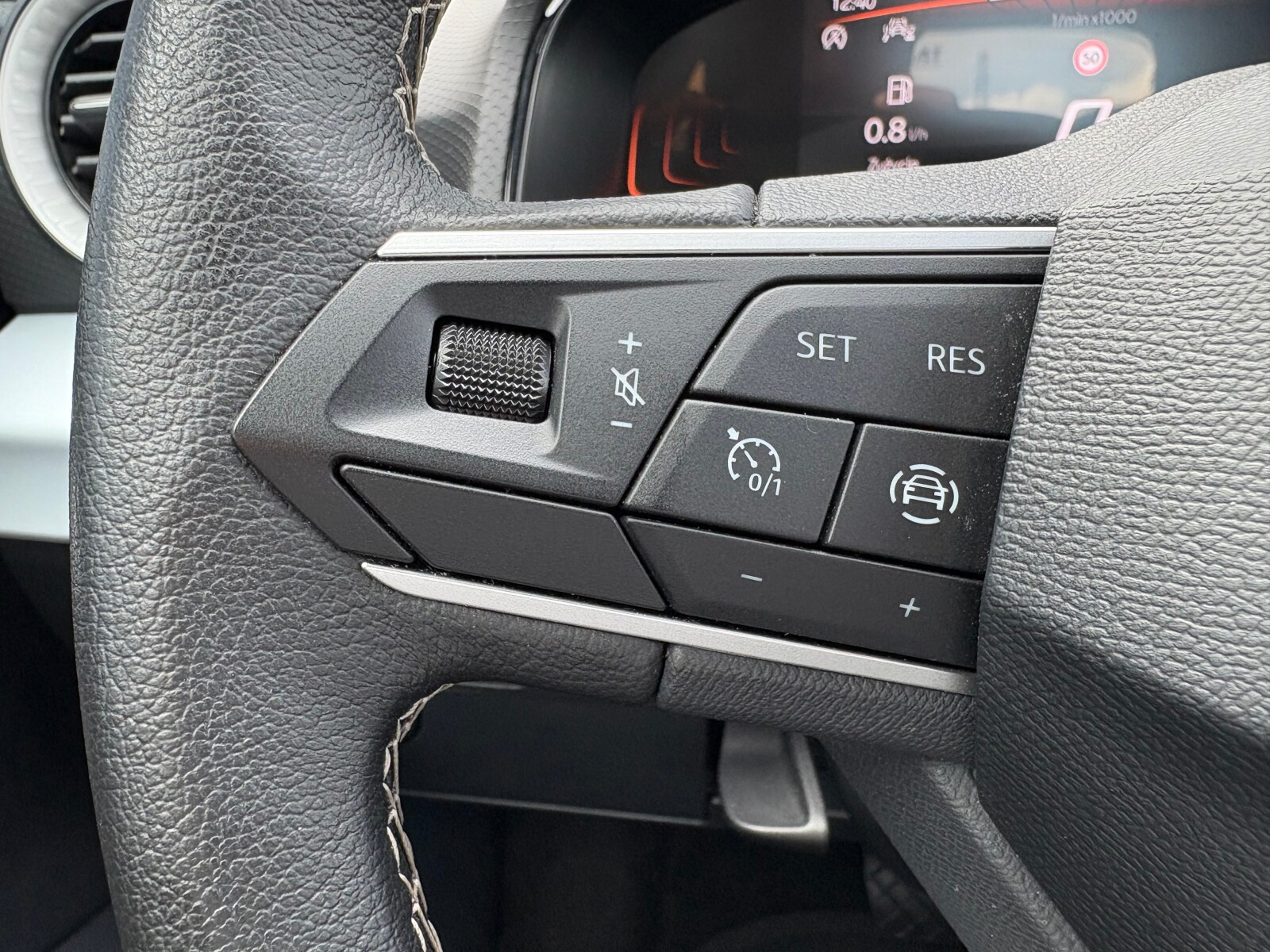 Seat Arona - zdjęcie 20