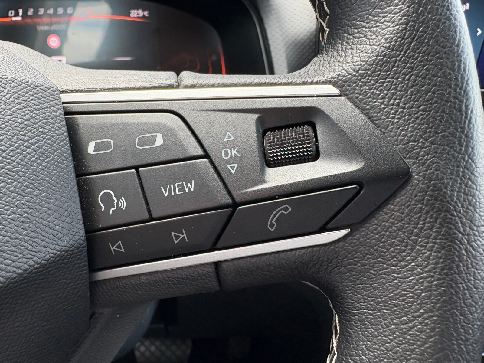 Seat Arona - zdjęcie 21