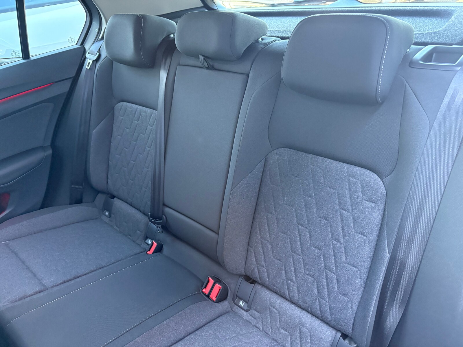 Volkswagen Golf - zdjęcie 13