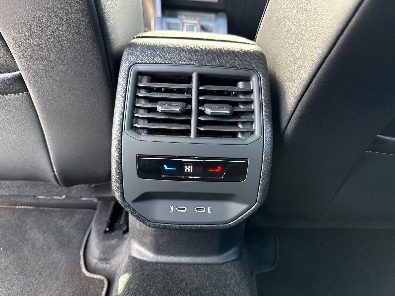 Cupra Leon Sportstourer - zdjęcie 30