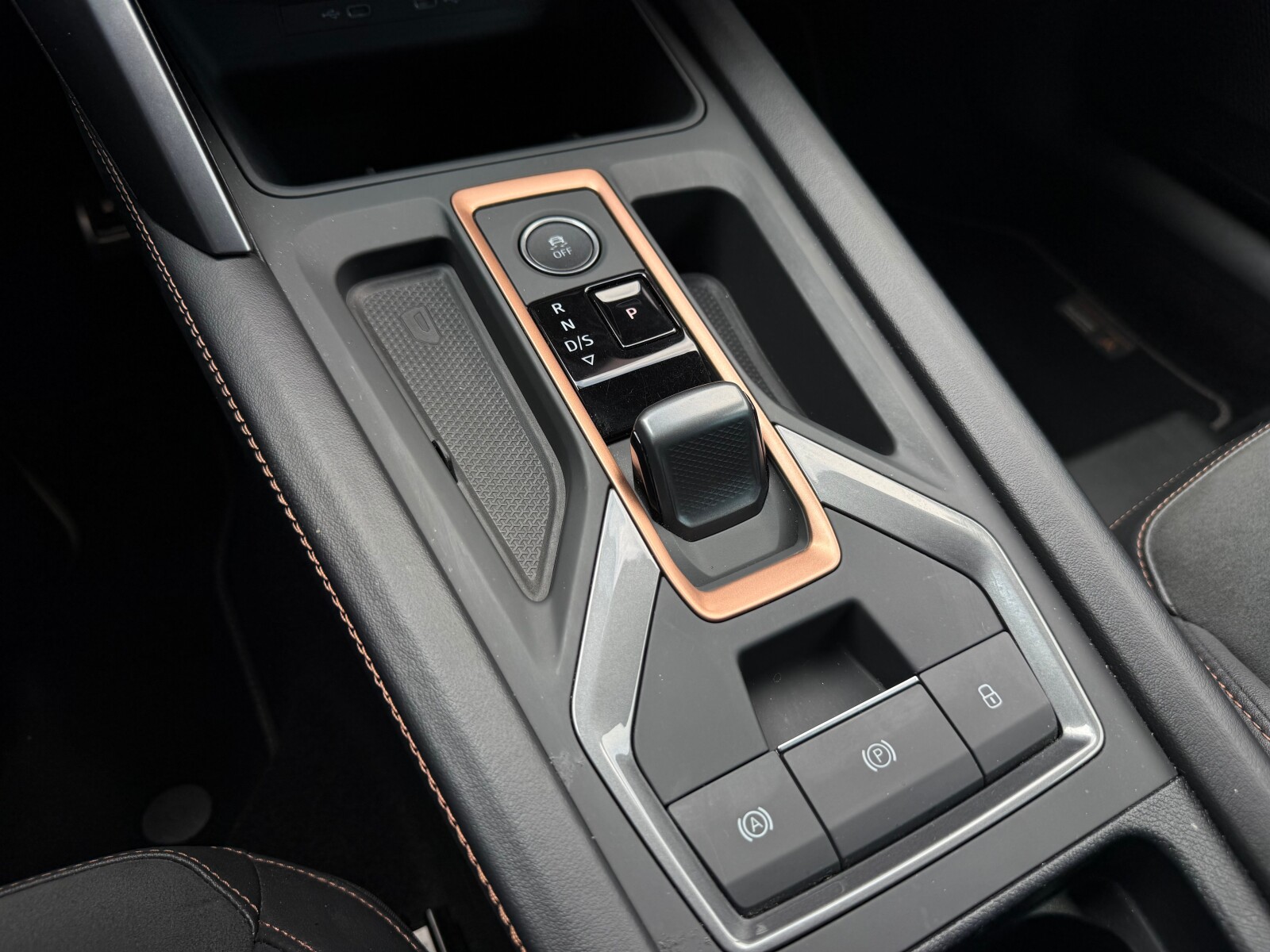 Cupra Formentor - zdjęcie 25