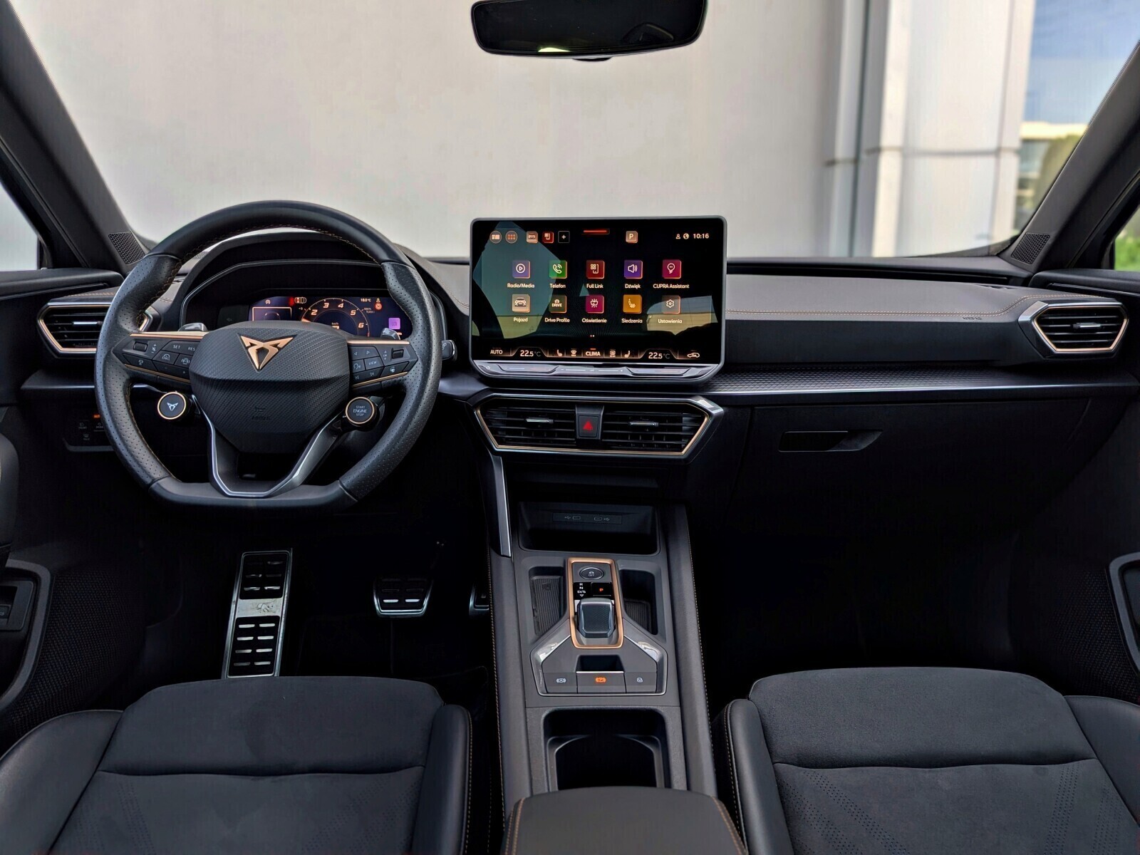 Cupra Formentor - zdjęcie 18