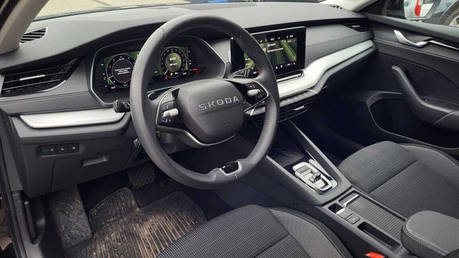 Škoda Octavia - zdjęcie 10