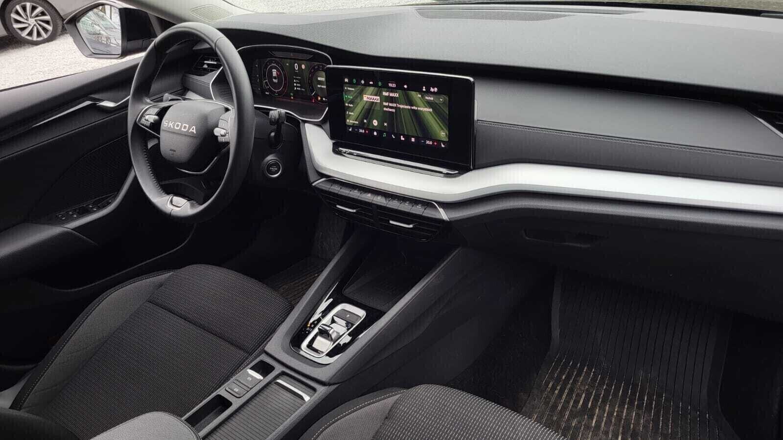 Škoda Octavia - zdjęcie 16
