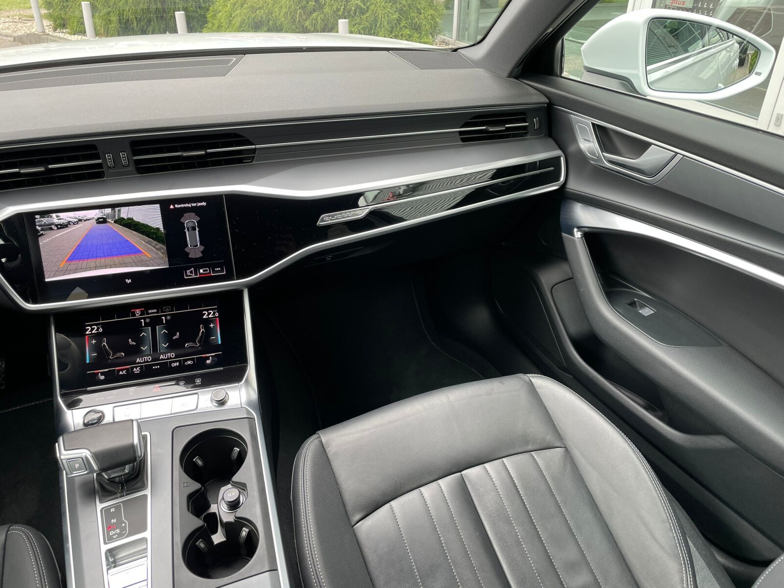 Audi A6 Avant - zdjęcie 16