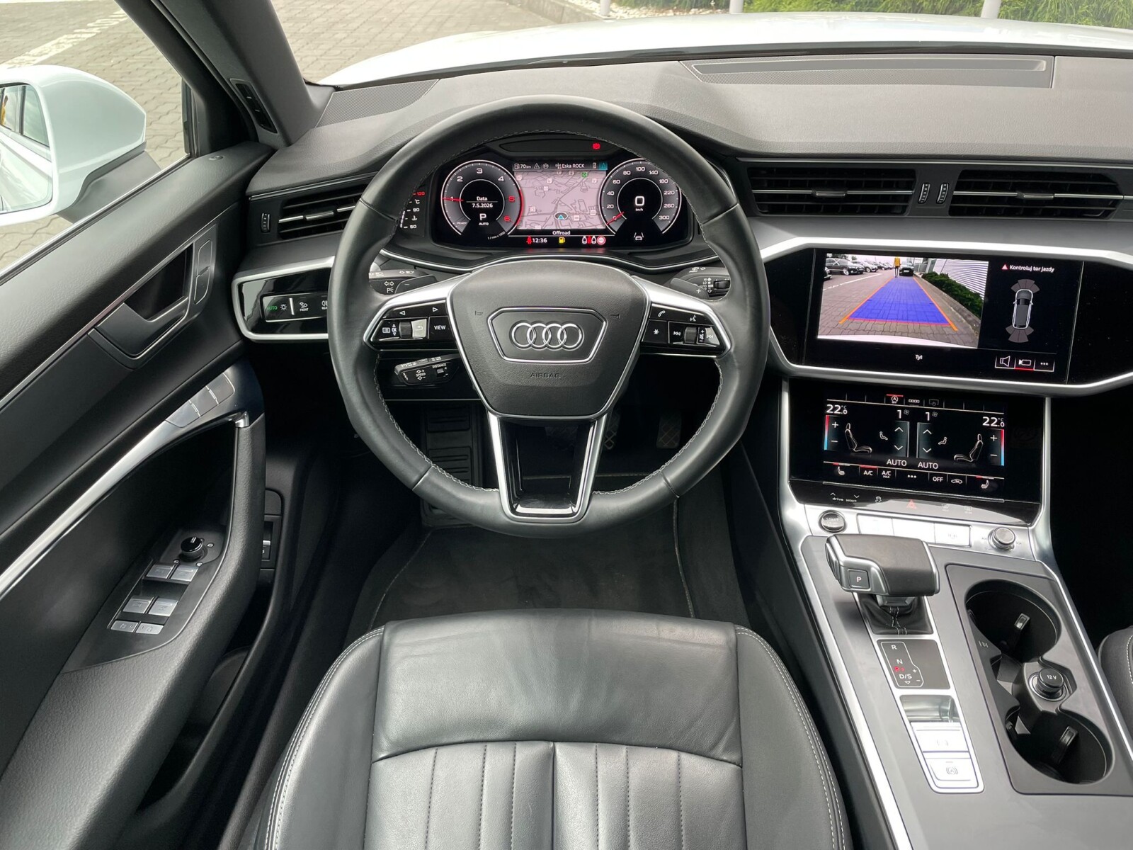 Audi A6 Avant - zdjęcie 17