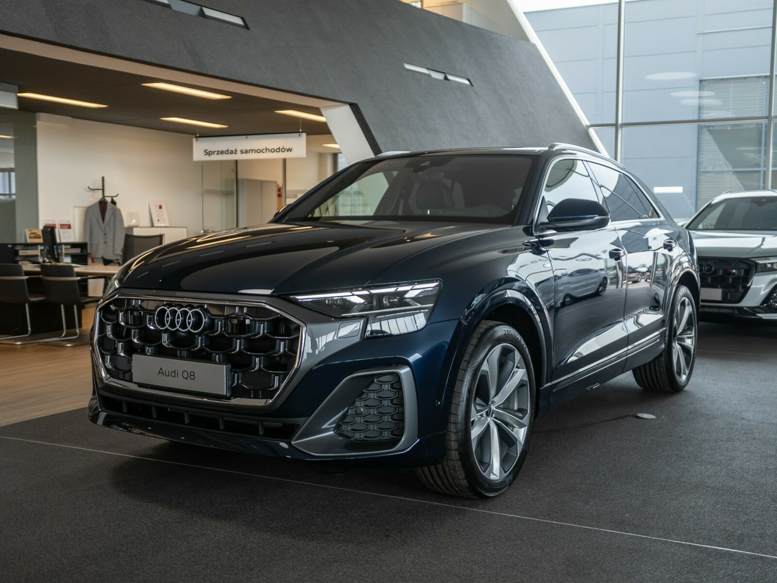 Audi Q8