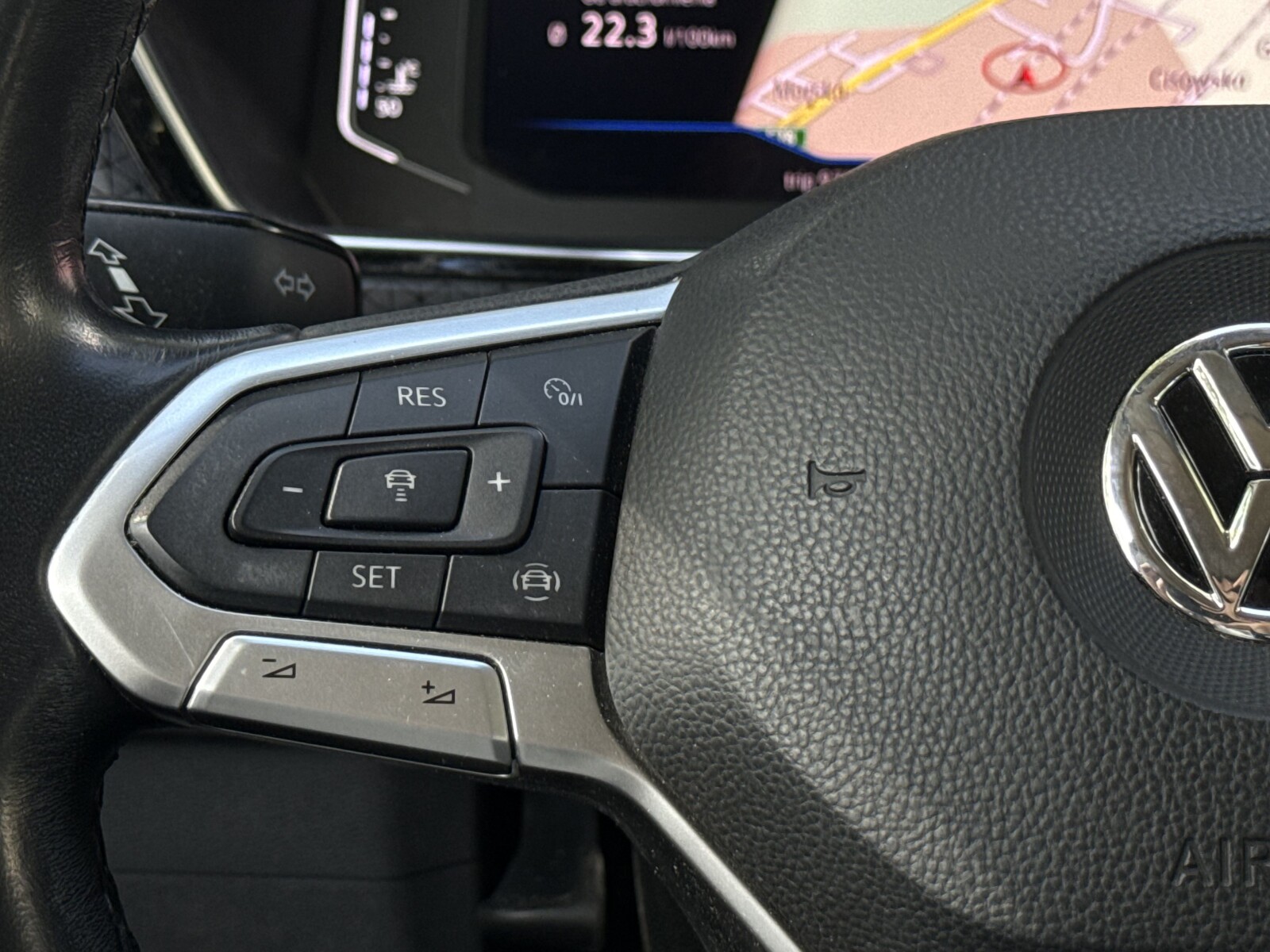 Volkswagen T-Cross - zdjęcie 13
